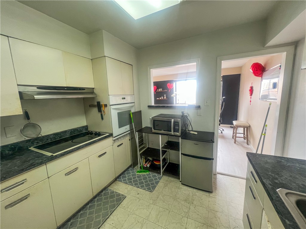 128 N Craig St #807, Oakland, Pennsylvania image 4