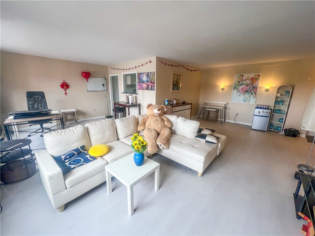 128 N Craig St #807, Oakland, Pennsylvania image 3