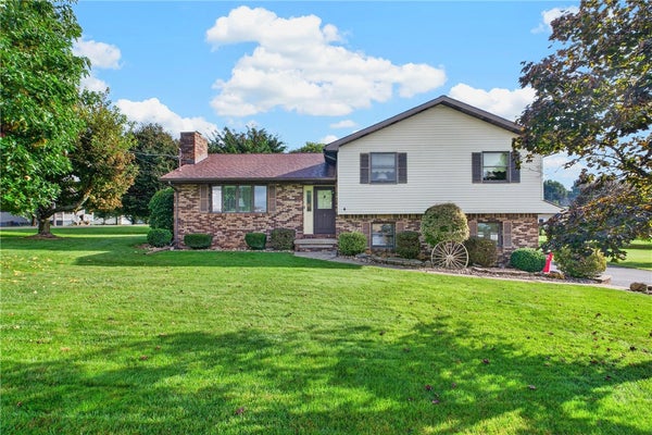 4 MEADOW DR, LATROBE, PA 15650 - Image 45e827d0d7e08cd3b48fd40974ee65e9/4259682897