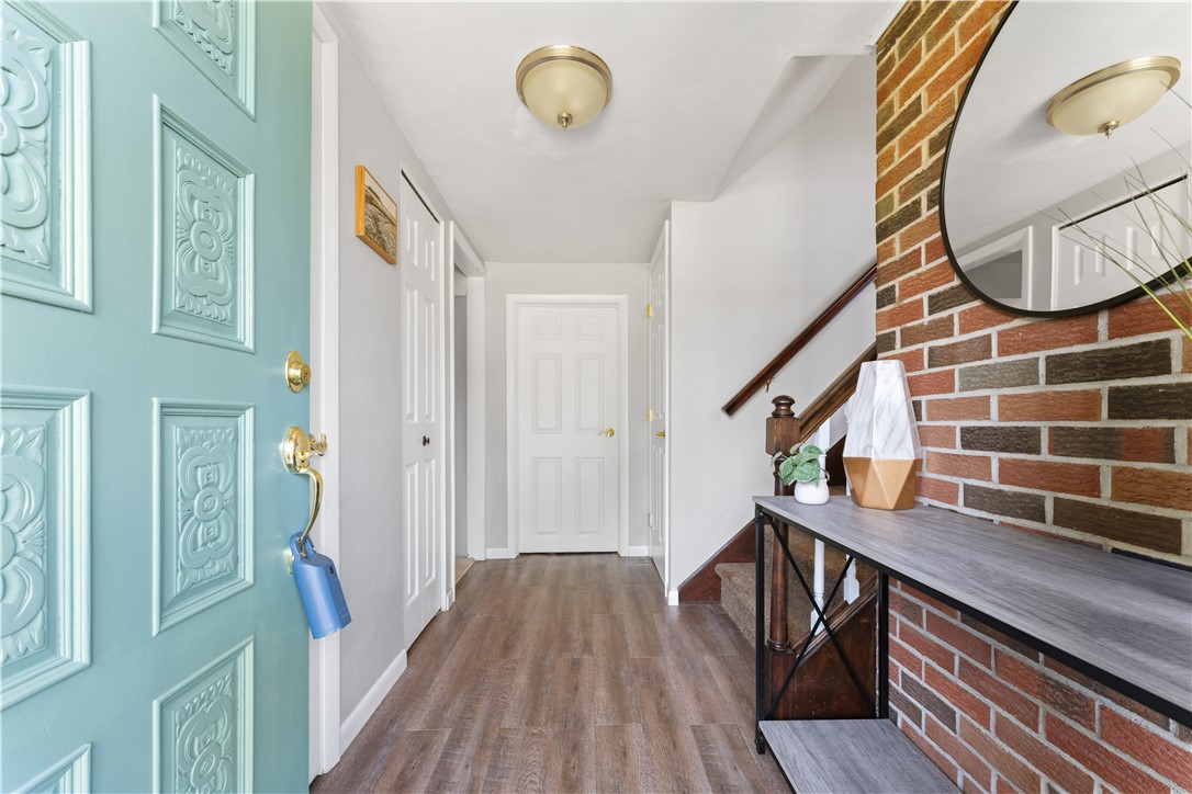 202 Lytton Road