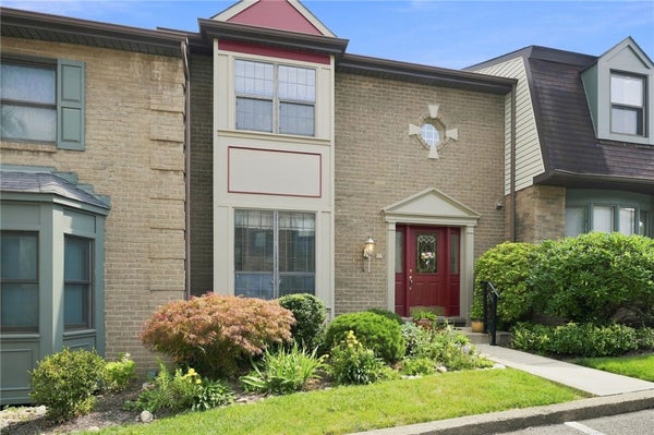 346 NATURE TRAIL LN, MURRYSVILLE, PA 15668 - Image 45eda247251fdf39dd472d4636c52c2a/1801844862