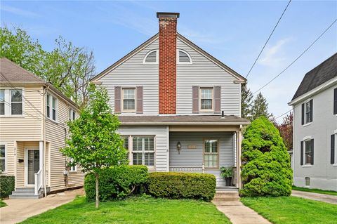 Photo of 212 Pine Rd, Sewickley, PA 15143 (MLS # 1748734)