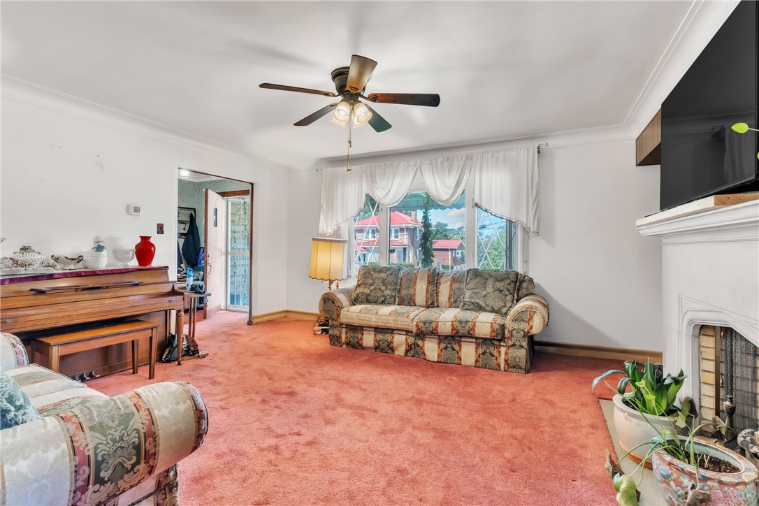 Penn Hills, Pennsylvania 15235, United States, 3 Bedrooms Bedrooms, ,2 BathroomsBathrooms,Residential,Active,164241