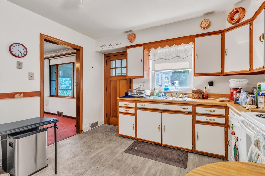 Penn Hills, Pennsylvania 15235, United States, 3 Bedrooms Bedrooms, ,2 BathroomsBathrooms,Residential,Active,164241