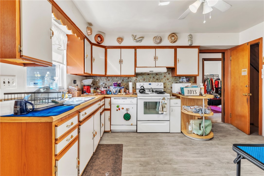 Penn Hills, Pennsylvania 15235, United States, 3 Bedrooms Bedrooms, ,2 BathroomsBathrooms,Residential,Active,164241