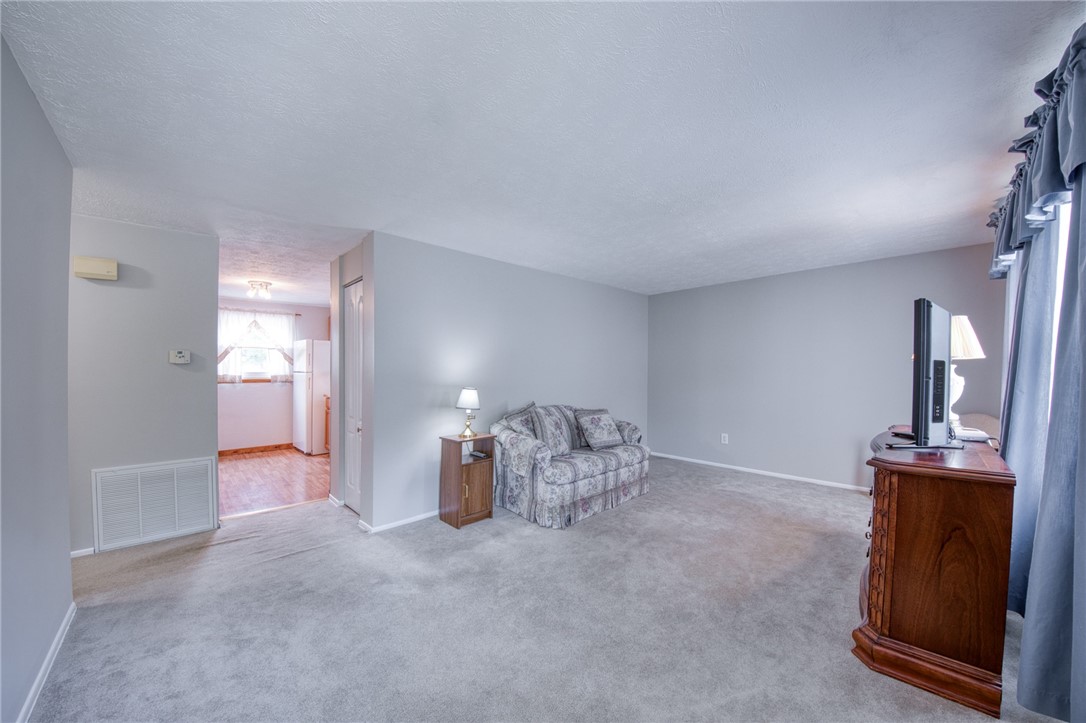 Cranberry Twp, Pennsylvania 16066, United States, 3 Bedrooms Bedrooms, ,1 BathroomBathrooms,Residential,Active,188490