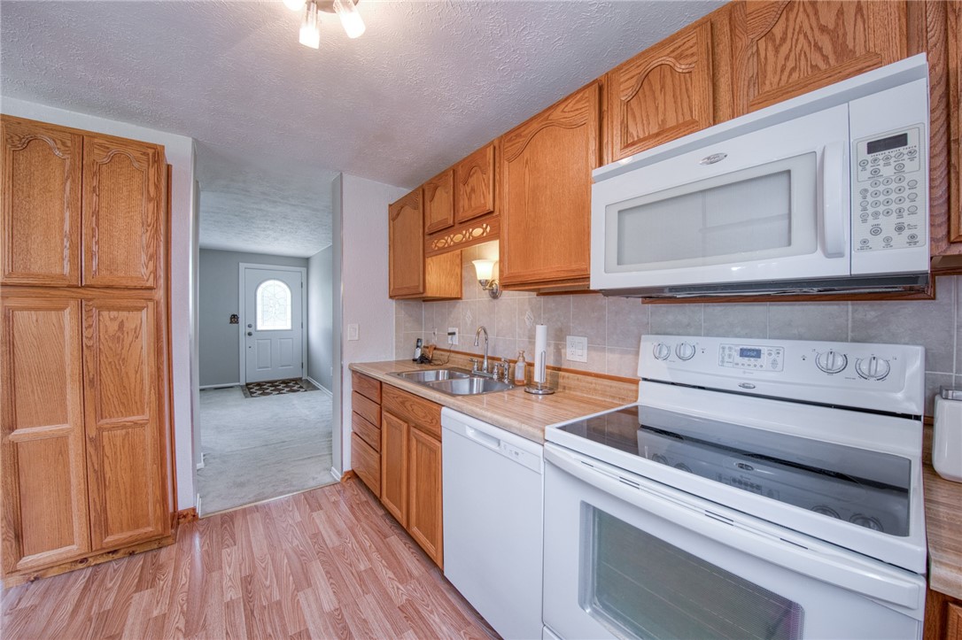 Cranberry Twp, Pennsylvania 16066, United States, 3 Bedrooms Bedrooms, ,1 BathroomBathrooms,Residential,Active,188490