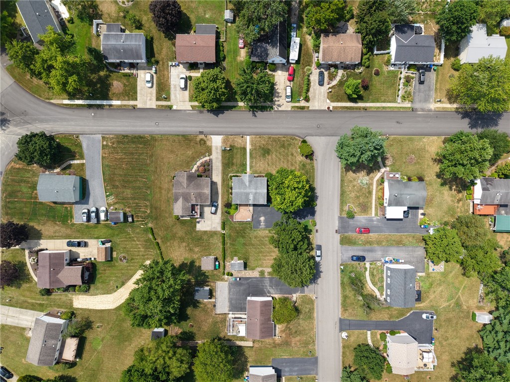 Cranberry Twp, Pennsylvania 16066, United States, 3 Bedrooms Bedrooms, ,1 BathroomBathrooms,Residential,Active,188490