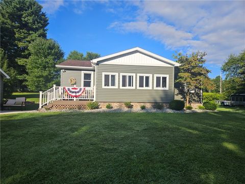 670 Cheyenne Trl Coolspring Twp PA 16137