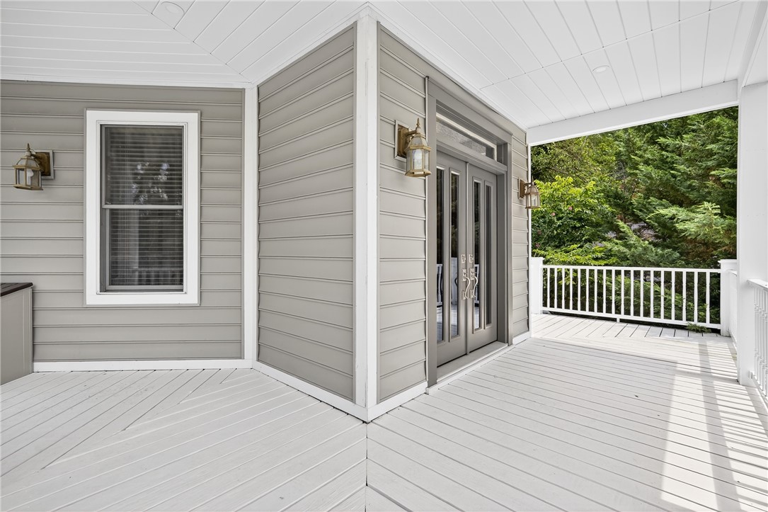 736 Orchard Terrace