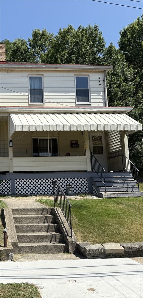 Photo of 112 Greydon Ave, Mc Kees Rocks, PA 15136 (MLS # 1748730)