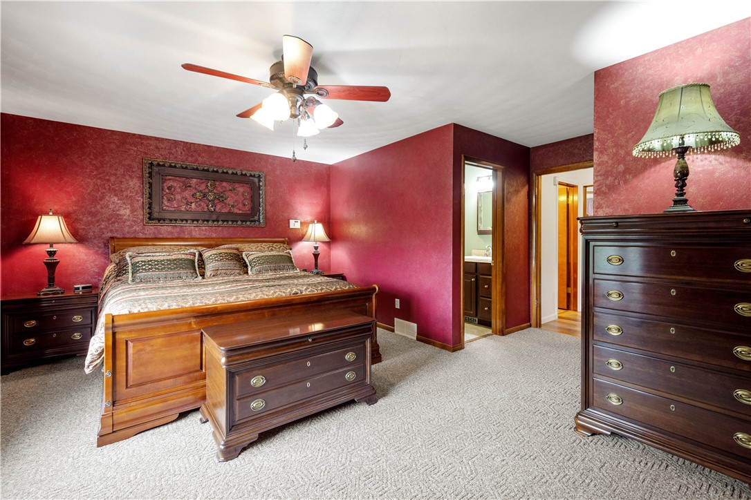 Mt Pleasant Twp, Pennsylvania 15340, United States, 3 Bedrooms Bedrooms, ,3 BathroomsBathrooms,Residential,Active,219657