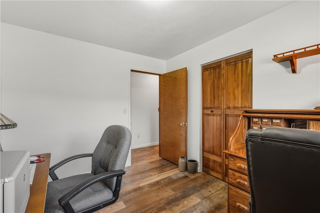 Mt Pleasant Twp, Pennsylvania 15340, United States, 3 Bedrooms Bedrooms, ,3 BathroomsBathrooms,Residential,Active,219657