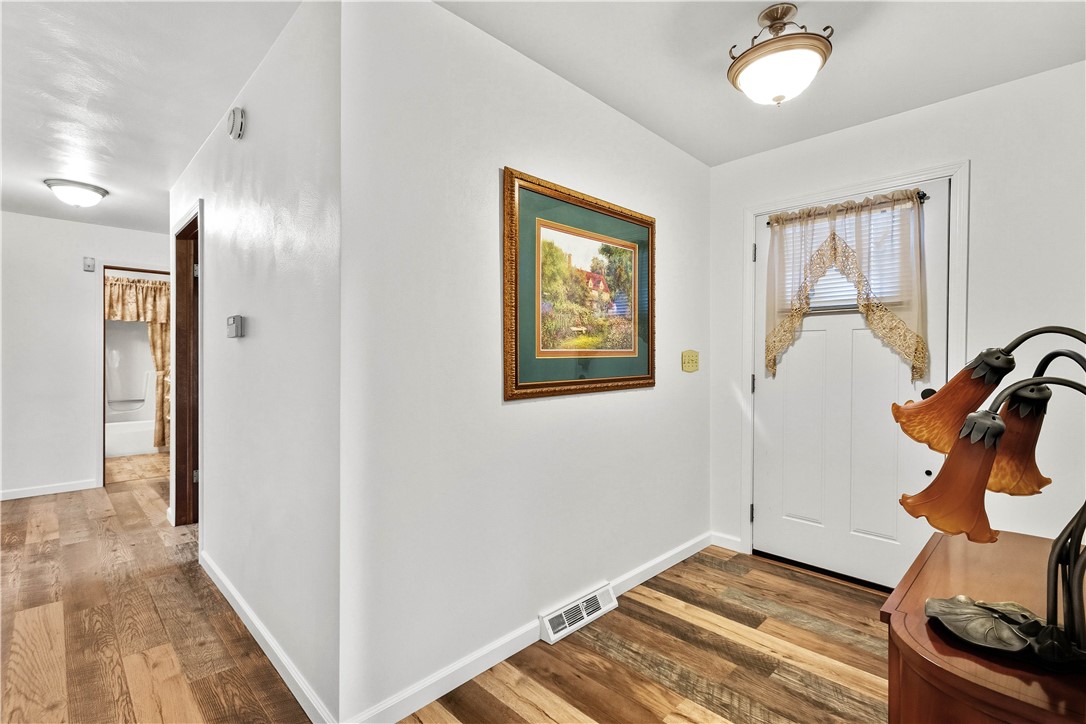 Mt Pleasant Twp, Pennsylvania 15340, United States, 3 Bedrooms Bedrooms, ,3 BathroomsBathrooms,Residential,Active,219657