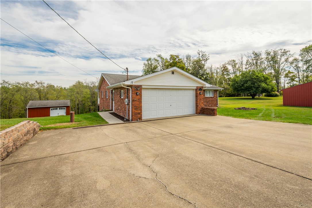 Mt Pleasant Twp, Pennsylvania 15340, United States, 3 Bedrooms Bedrooms, ,3 BathroomsBathrooms,Residential,Active,219657