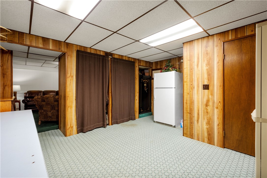 Mt Pleasant Twp, Pennsylvania 15340, United States, 3 Bedrooms Bedrooms, ,3 BathroomsBathrooms,Residential,Active,219657