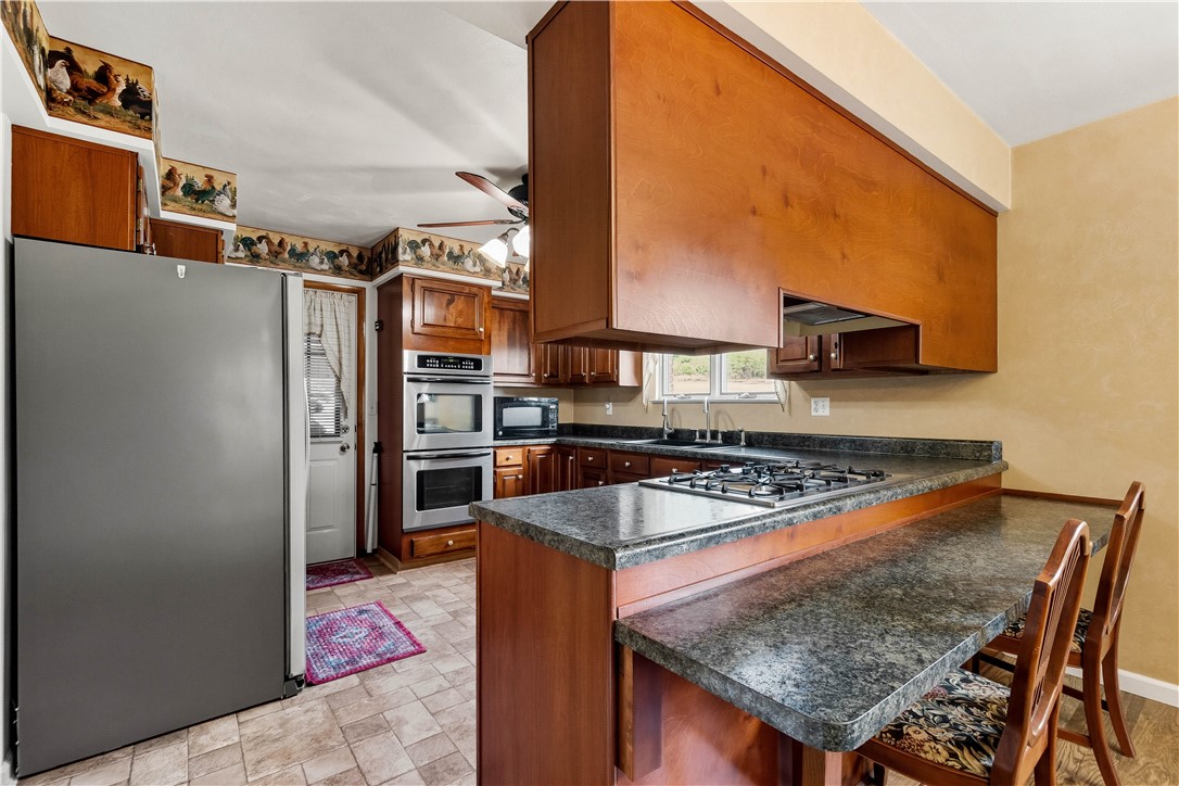 Mt Pleasant Twp, Pennsylvania 15340, United States, 3 Bedrooms Bedrooms, ,3 BathroomsBathrooms,Residential,Active,219657