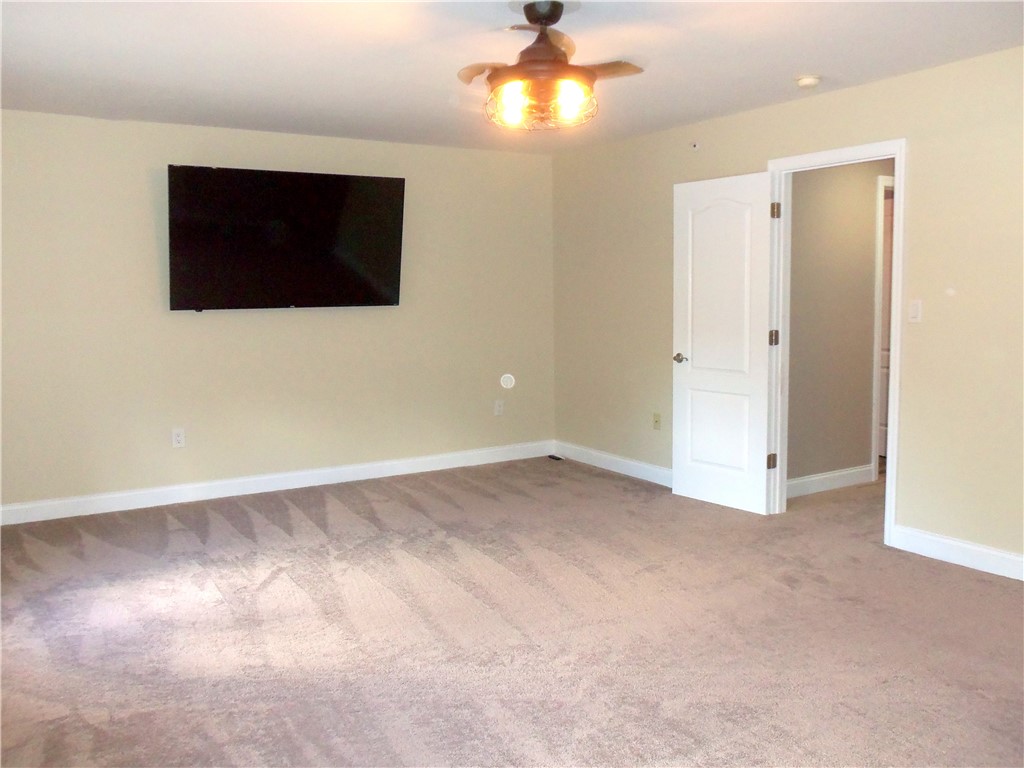 North Strabane, Pennsylvania 15317, United States, 3 Bedrooms Bedrooms, ,4 BathroomsBathrooms,Residential,Active,197825