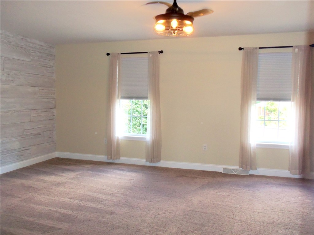 North Strabane, Pennsylvania 15317, United States, 3 Bedrooms Bedrooms, ,4 BathroomsBathrooms,Residential,Active,197825