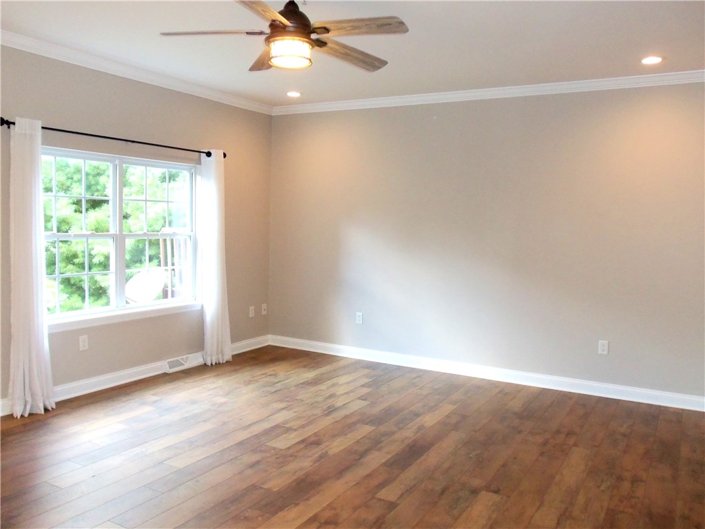 North Strabane, Pennsylvania 15317, United States, 3 Bedrooms Bedrooms, ,4 BathroomsBathrooms,Residential,Active,197825