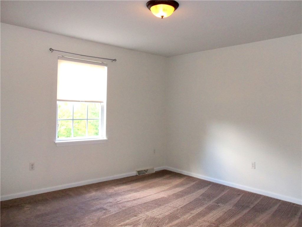 North Strabane, Pennsylvania 15317, United States, 3 Bedrooms Bedrooms, ,4 BathroomsBathrooms,Residential,Active,197825