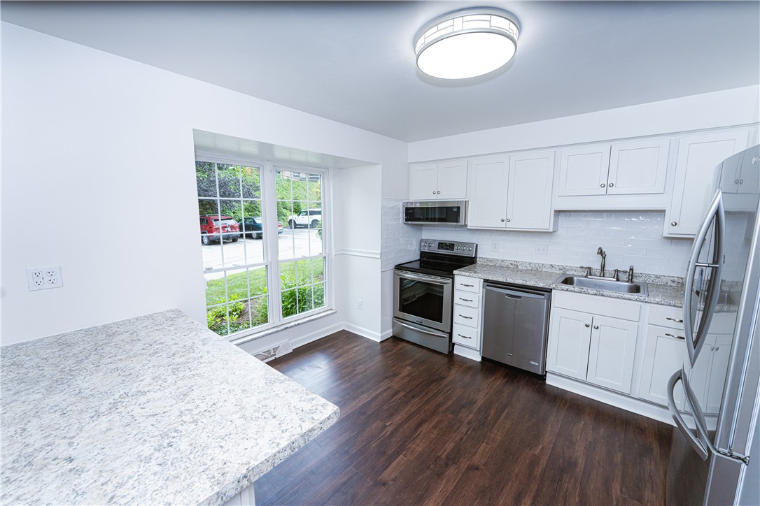 Murrysville, Pennsylvania 15668, United States, 3 Bedrooms Bedrooms, ,3 BathroomsBathrooms,Residential,Pending,181907