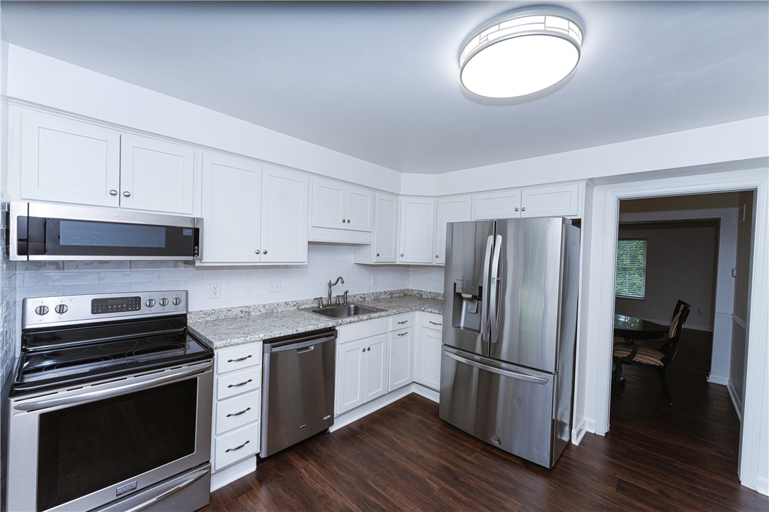 Murrysville, Pennsylvania 15668, United States, 3 Bedrooms Bedrooms, ,3 BathroomsBathrooms,Residential,Pending,181907