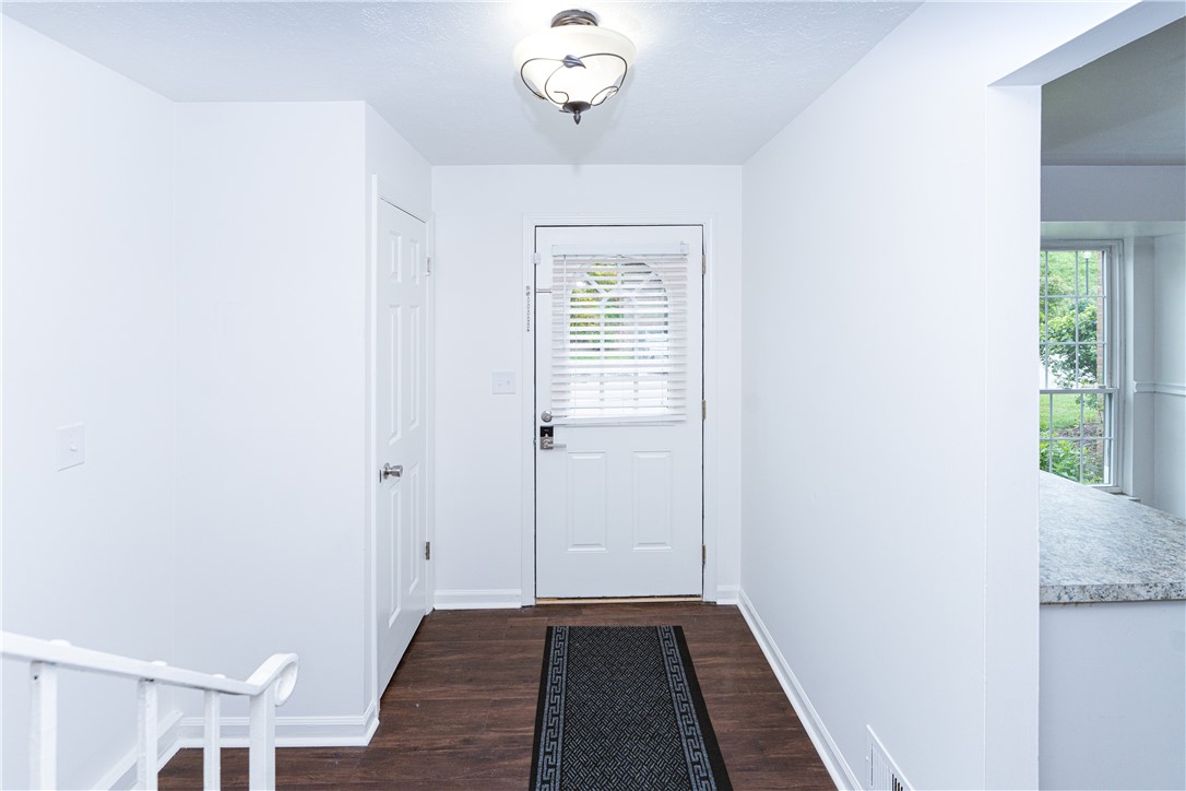 Murrysville, Pennsylvania 15668, United States, 3 Bedrooms Bedrooms, ,3 BathroomsBathrooms,Residential,Pending,181907