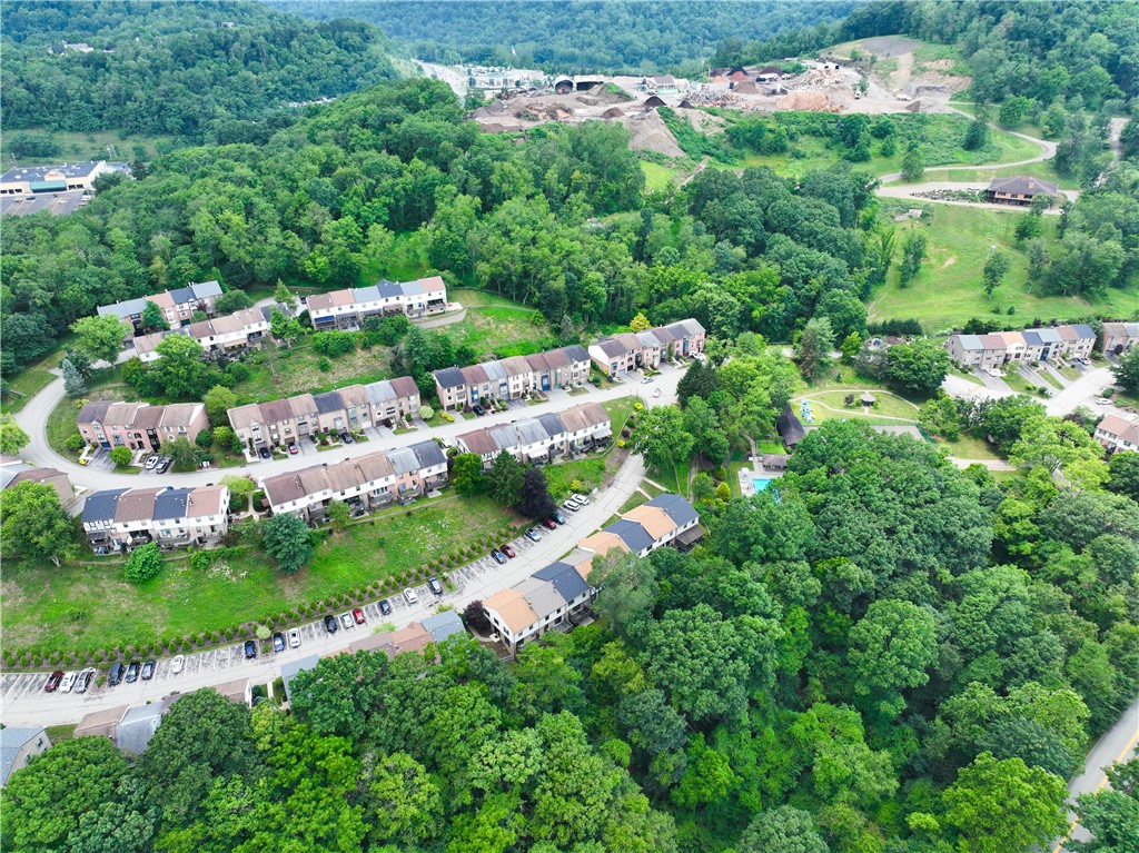 Murrysville, Pennsylvania 15668, United States, 3 Bedrooms Bedrooms, ,3 BathroomsBathrooms,Residential,Pending,181907