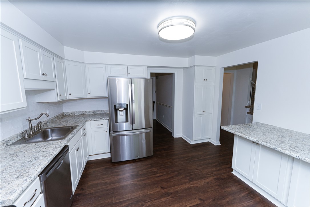 Murrysville, Pennsylvania 15668, United States, 3 Bedrooms Bedrooms, ,3 BathroomsBathrooms,Residential,Pending,181907