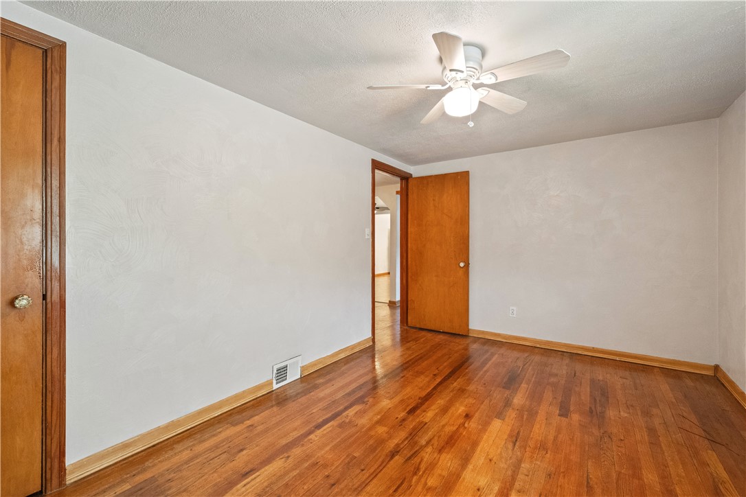 2034 Washington Blvd Blvd, Glassport, Pennsylvania image 15