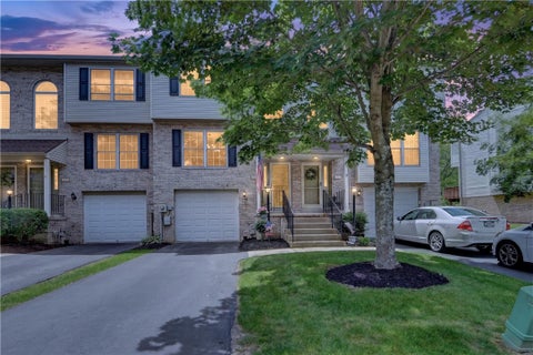 Photo of 3092 Meadow Brook Ct, Gibsonia, PA 15044 (MLS # 1758894)