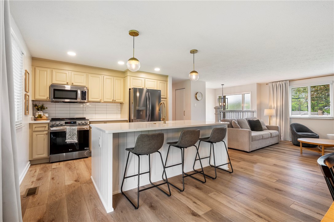 219 Rivercrest Dr