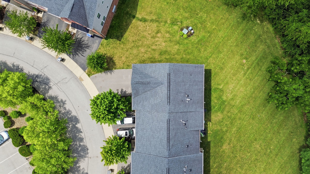 805 Pointe View Drive