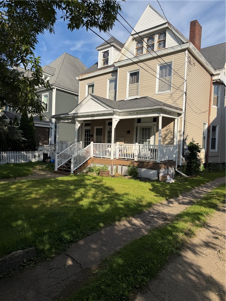 323 Chestnut St