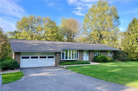 143 Schnur Rd Summit Twp - BUT PA 16002