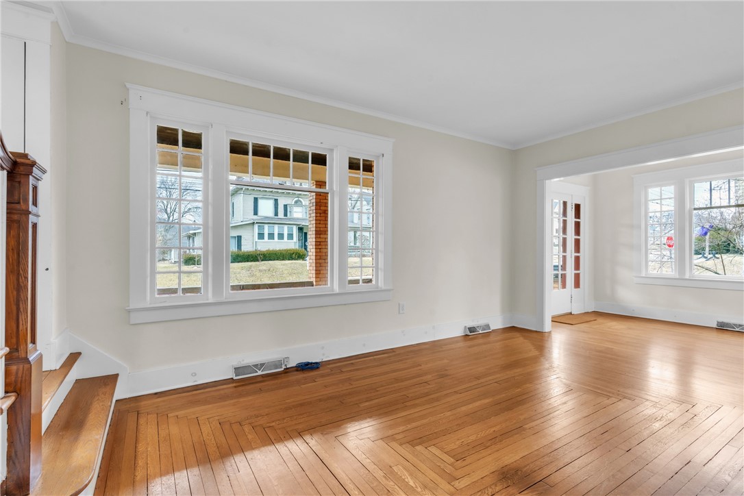 Zelienople Boro, Pennsylvania 16063, United States, 3 Bedrooms Bedrooms, ,1 BathroomBathrooms,Residential,Pending,84797