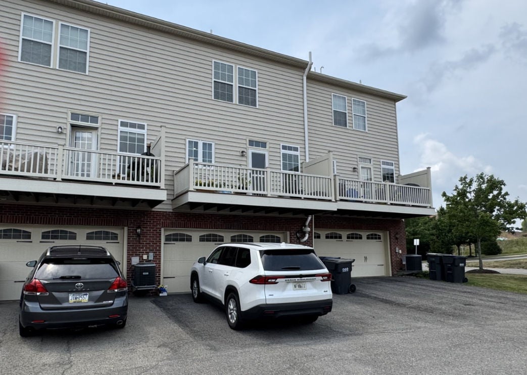 302 Fairgate Drive