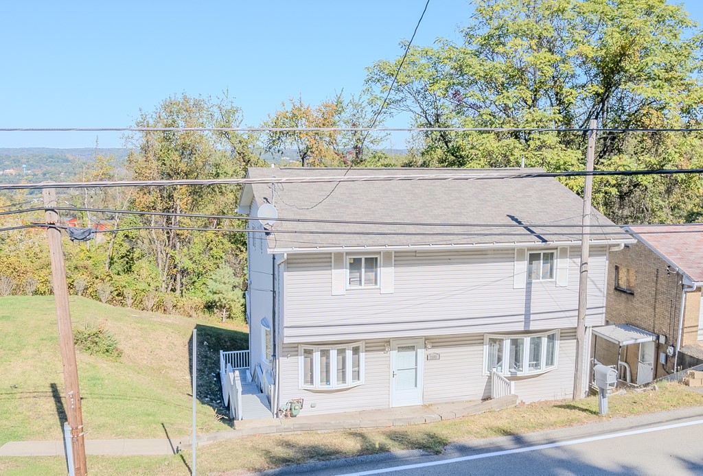 Verona, Pennsylvania 15147, United States, 3 Bedrooms Bedrooms, ,3 BathroomsBathrooms,Residential,Active,234080