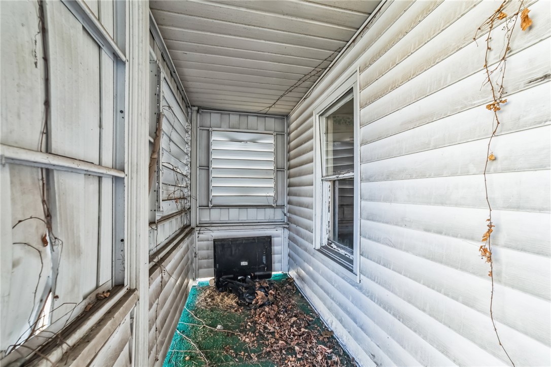 8 Stadium Rd