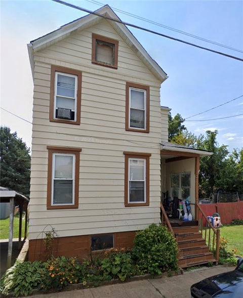 Homes For Rent - 467 Reno St St<br/> Rochester, PA 15074