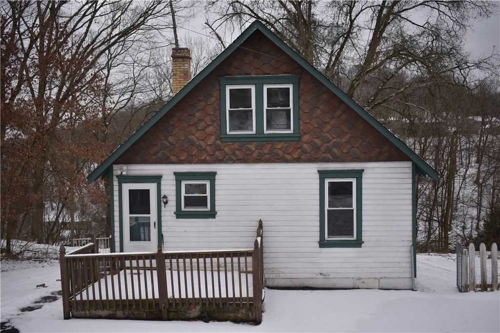 Photo of 1008 South Rd, Pittsburgh, PA 15209 (MLS # 1749523)