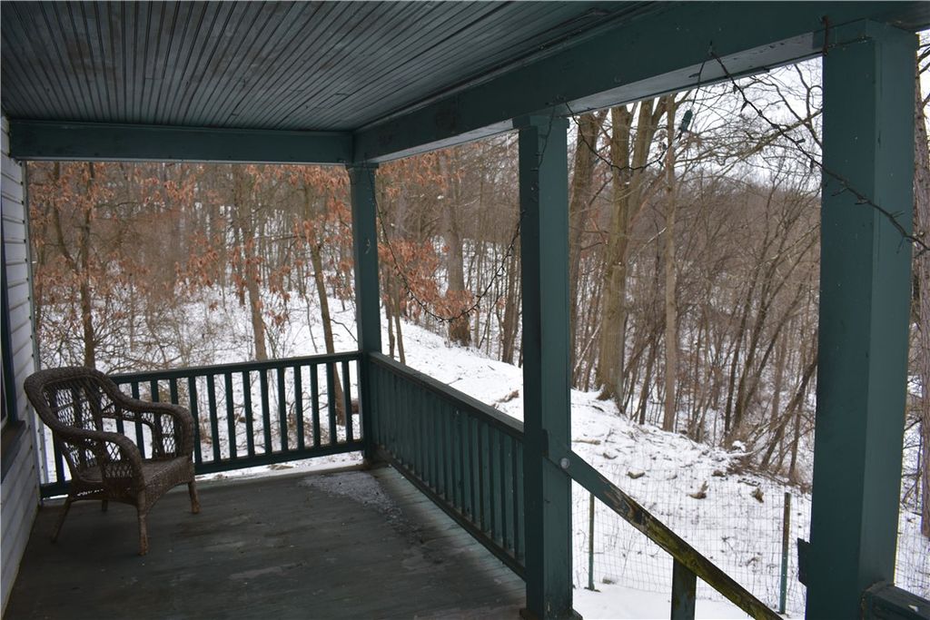 Photo of 1008 South Rd, Pittsburgh, PA 15209 (MLS # 1749523)