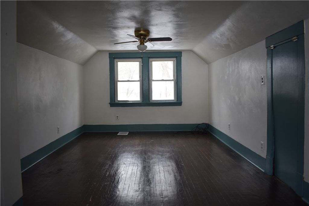 Photo of 1008 South Rd, Pittsburgh, PA 15209 (MLS # 1749523)