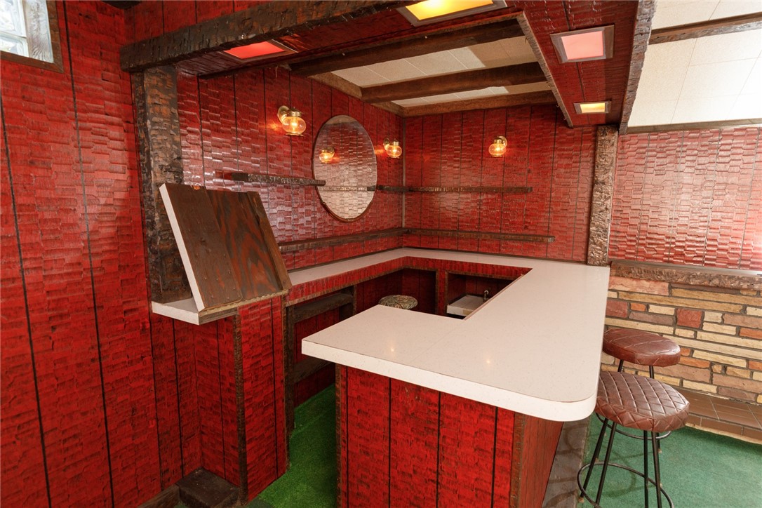 Moon/Crescent Twp, Pennsylvania 15046, United States, 3 Bedrooms Bedrooms, ,2 BathroomsBathrooms,Residential,Active,89071