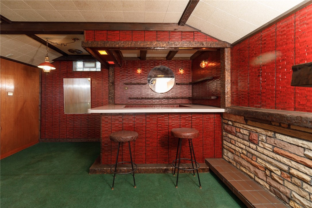 Moon/Crescent Twp, Pennsylvania 15046, United States, 3 Bedrooms Bedrooms, ,2 BathroomsBathrooms,Residential,Active,89071