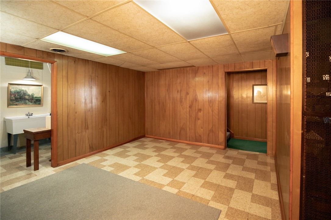 Moon/Crescent Twp, Pennsylvania 15046, United States, 3 Bedrooms Bedrooms, ,2 BathroomsBathrooms,Residential,Active,89071