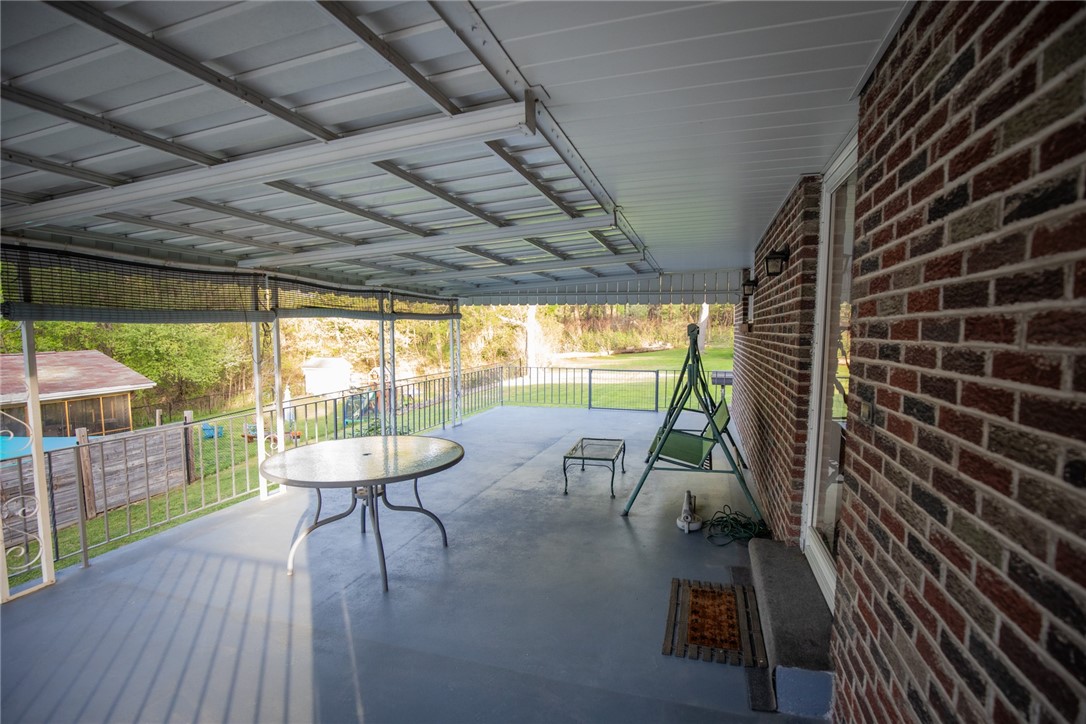 Moon/Crescent Twp, Pennsylvania 15046, United States, 3 Bedrooms Bedrooms, ,2 BathroomsBathrooms,Residential,Active,89071