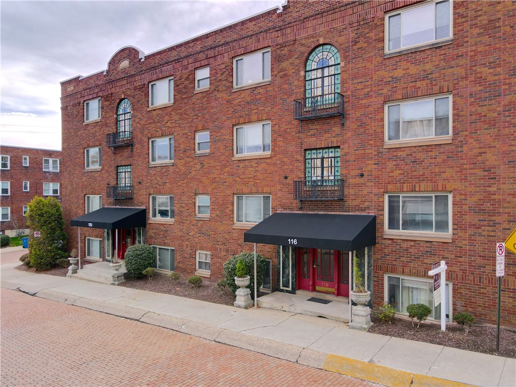 Mt. Lebanon, Pennsylvania 15228, United States, 1 Bedroom Bedrooms, ,1 BathroomBathrooms,Residential,Active,82668