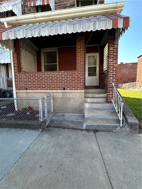 Photo of 208 W Elizabeth St. St, Pittsburgh, PA 15207 (MLS # 1745934)